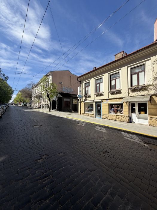 Здається приміщення в Цетрі топова локація