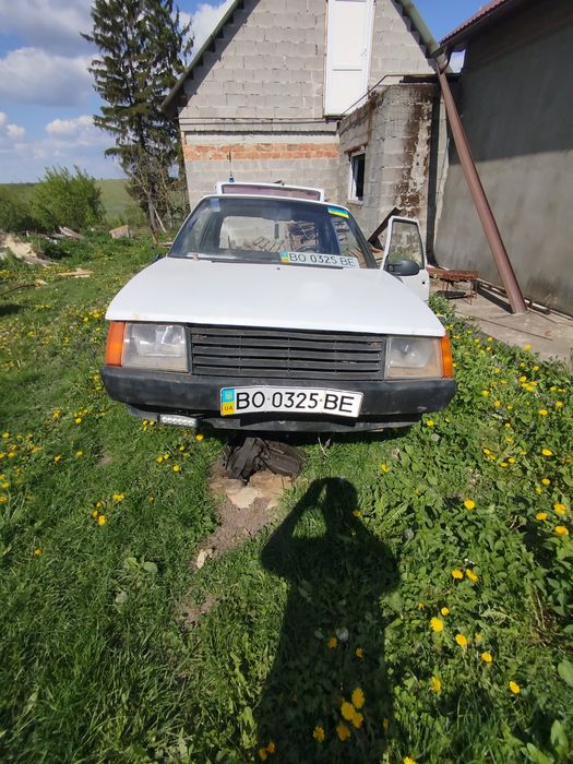 Запчастини до таврії