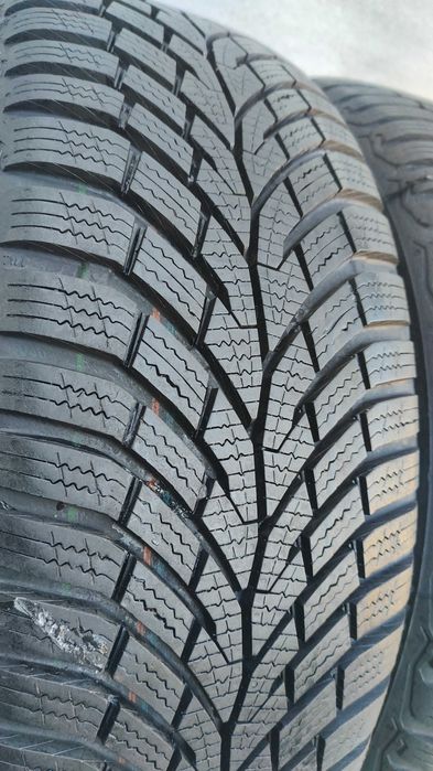 Opony Zimowe 205/55/16 Continental TS870  2024r 8,8mm Jak Nowe