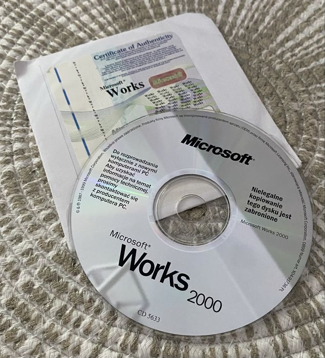 Microsoft Works 2000 - nowy płyta CD + certyfikat