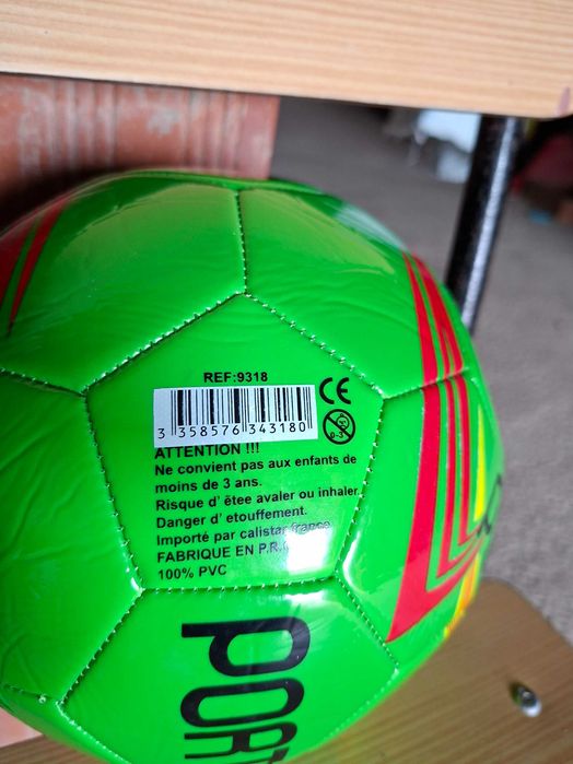 Bola de futebol nova