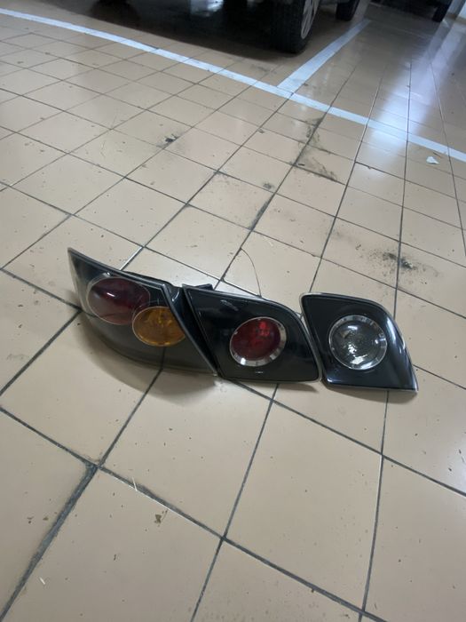 Farolim mazda 3