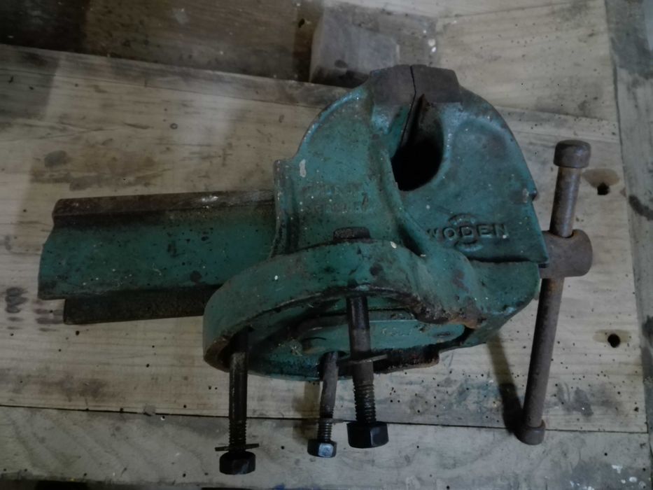 torno de ferro antigo