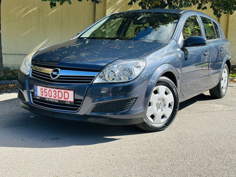 Срочно Opel Astra 1.6 л бензин ИДЕАЛ
