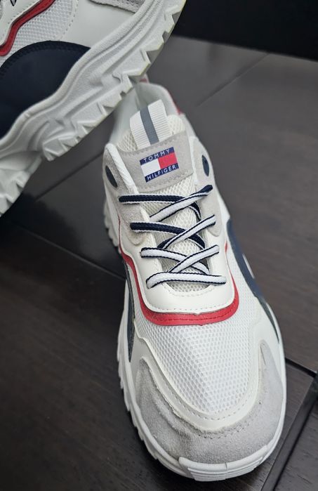 Ténis Novo Tamanho 39