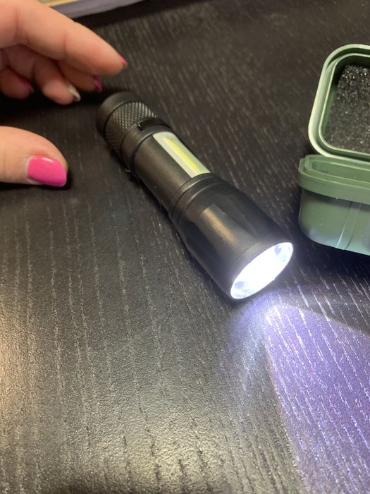 Lanterna de carregar por USB