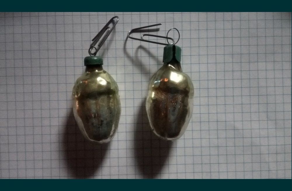 Новорічні іграшки скляні