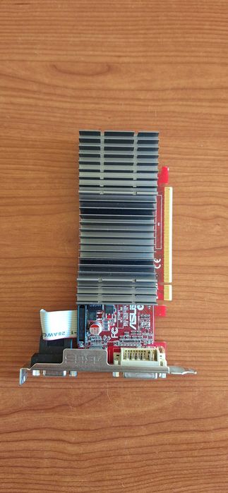 ASUS EAH4350 Silent/DI/512MD2(LP)