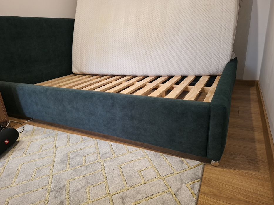 Łóżko sypialniane 160x200