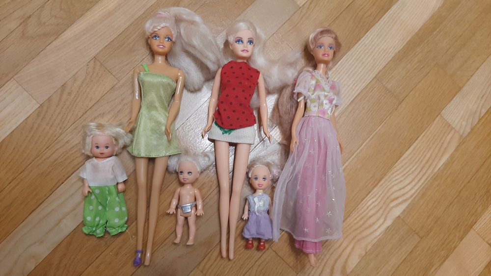 Лялька, ляльки різні.