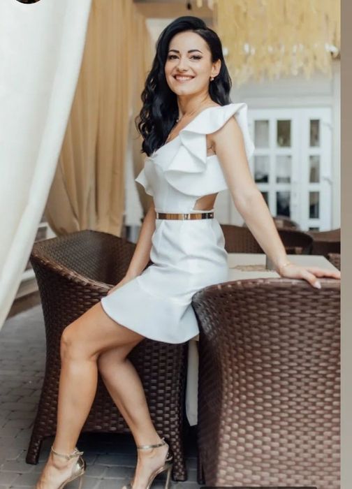 Продаю дуже гарну сукню