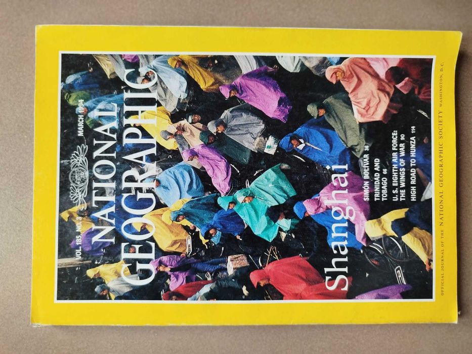 Revistas National Geographic antigas em Inglês