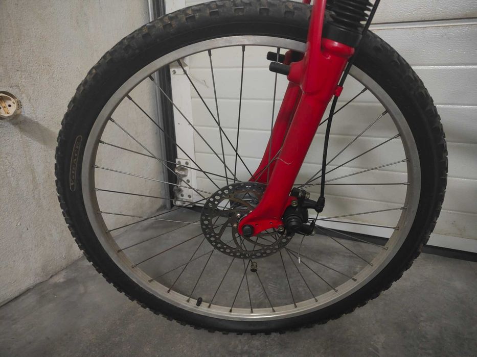 Bicicleta BTT Suspensão Total26"+Capacete Specialized–Boa Oportunidade