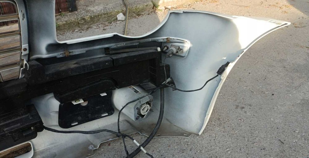 Бампер CHRYSLER 300C запчасти