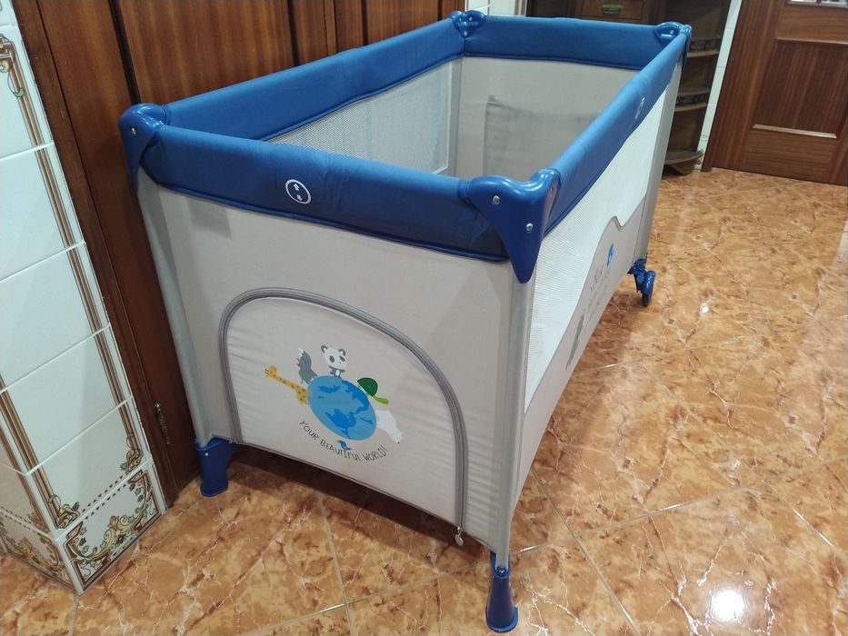 Berço cama de viagem para bebé parque carro casa quarto apartamento vivenda escritório gabinete cozinha.