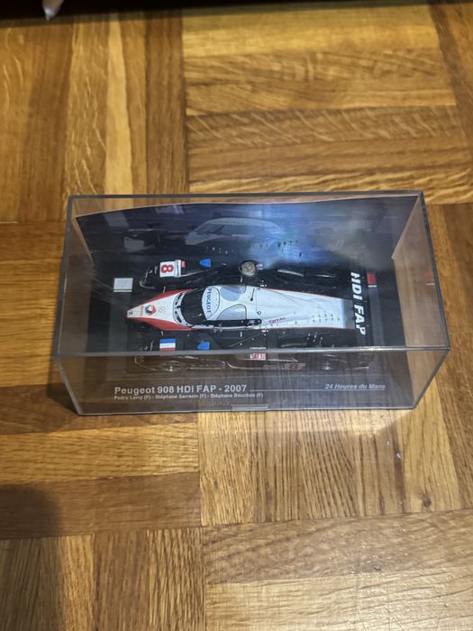Miniatura Peugeot 908 HDi FAP #8