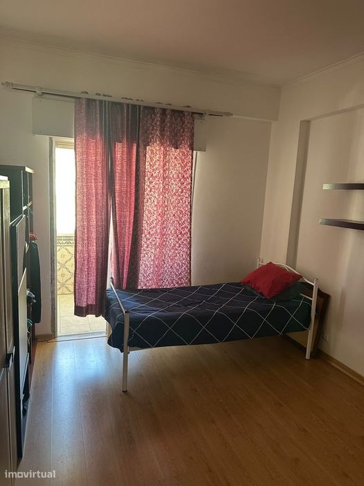Excelente Apartamento T2 para Arrendamento (Sem Mobília)