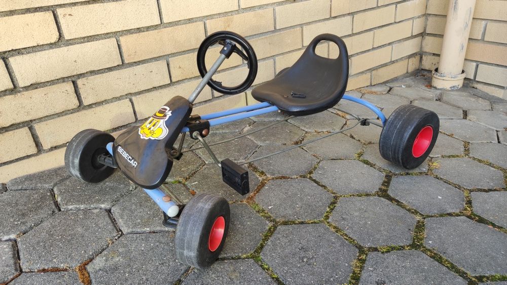 Carrinho a pedais Bébécar Antigo