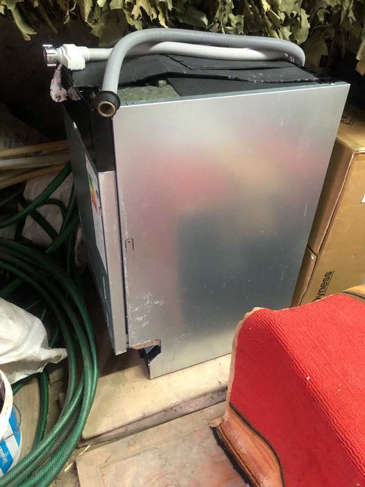 Вбудована посудомийна(посудомоечная) машина Samsung DW50R4050BB