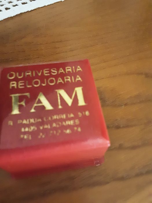 Anel em prata  vendo por ser apertado