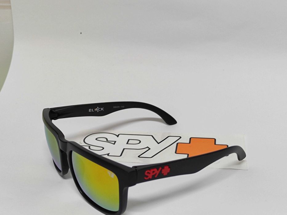 Óculos de sol Spy, novos