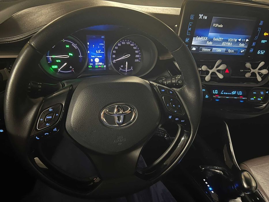 Toyota C-HR Hybrid | 2017 | 1.8 Hybrid | 72 kW