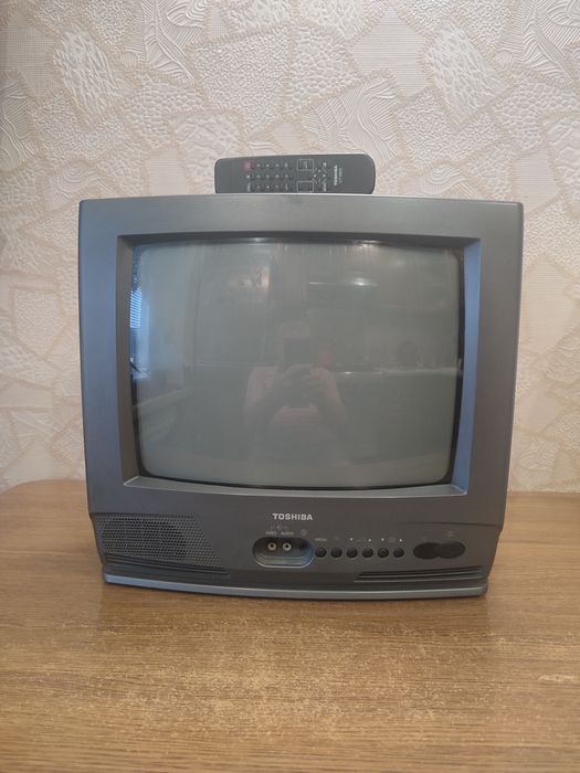 Телевизор TOSHIBA