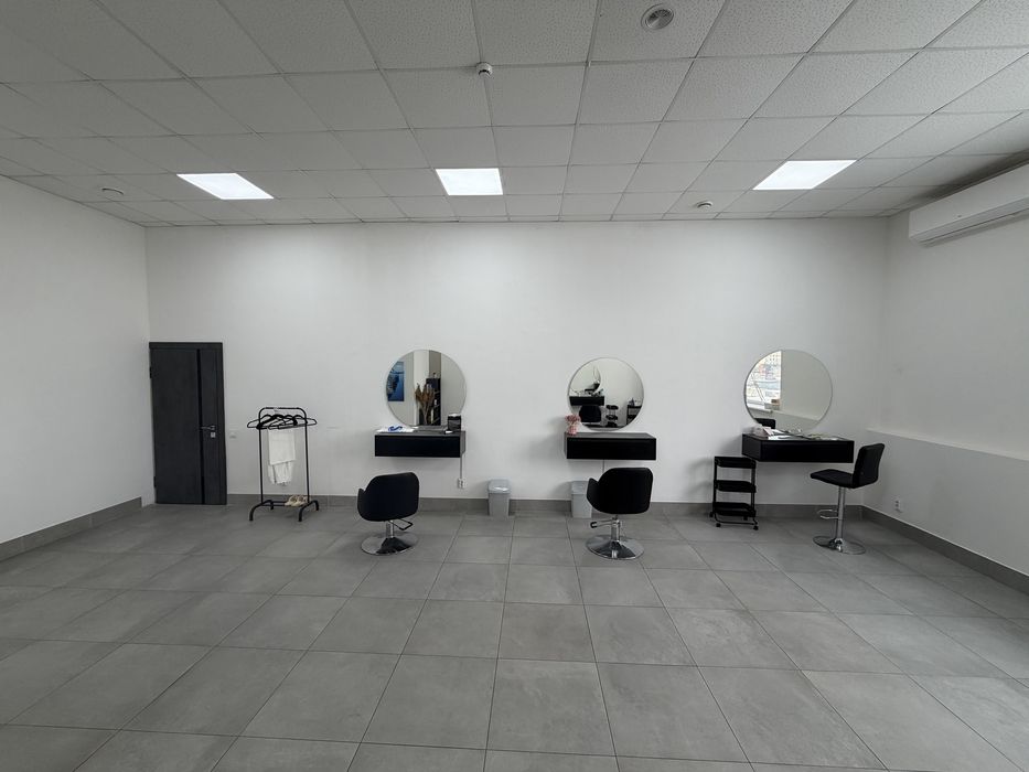 Здається офіне приміщення в новому бізнес центрі