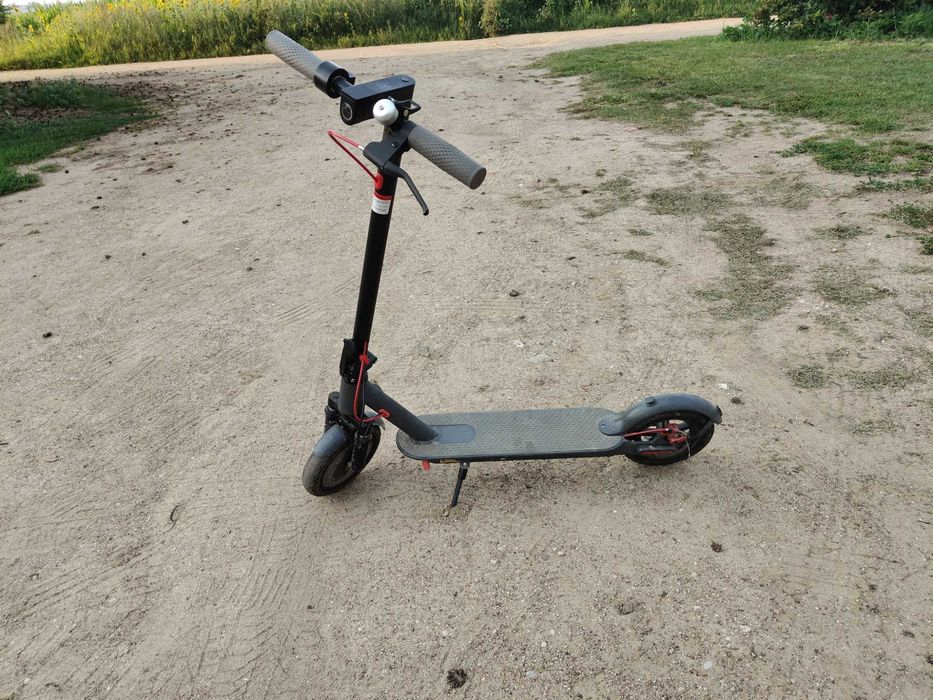 Sprzedam hulajnogę elektryczną