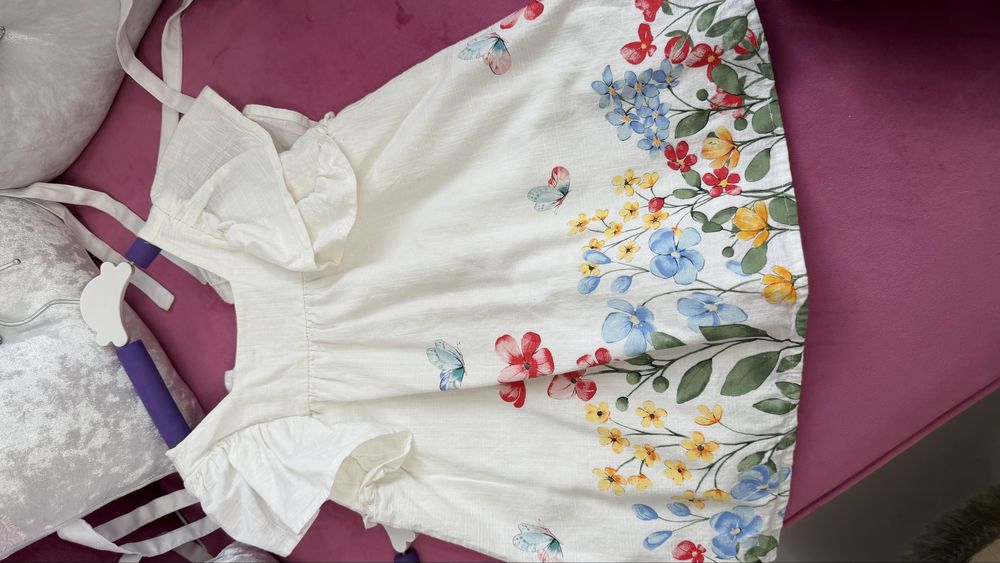 Продам речі для дівчинки 2–3 роки одним лотом