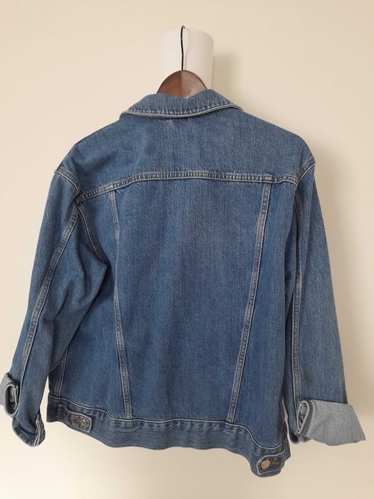 damska jeansowa kurtka