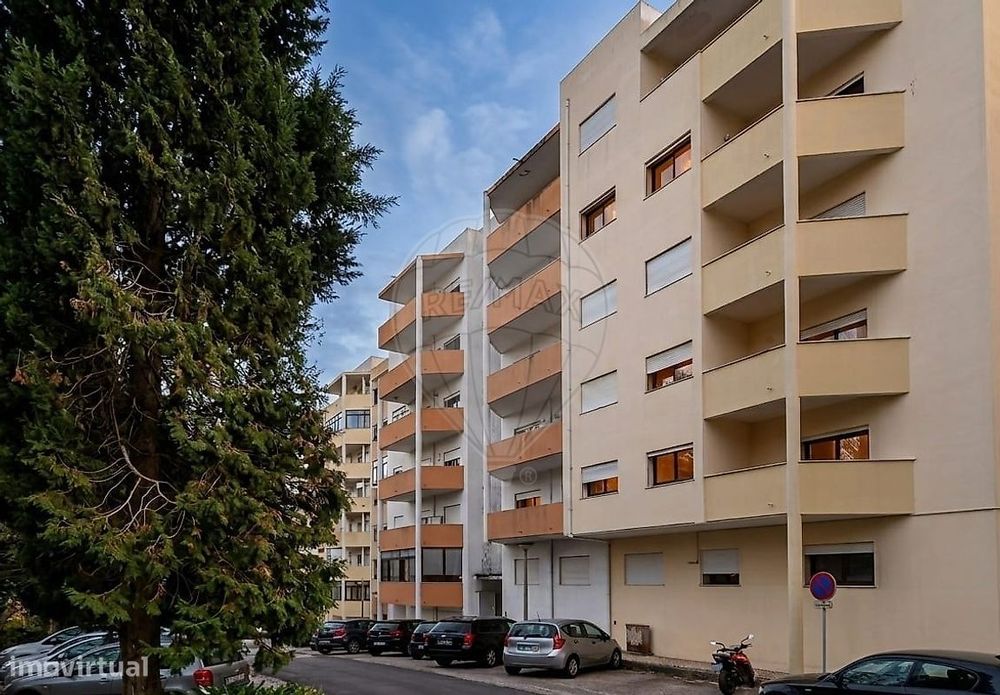 Apartamento T2 para arrendamento