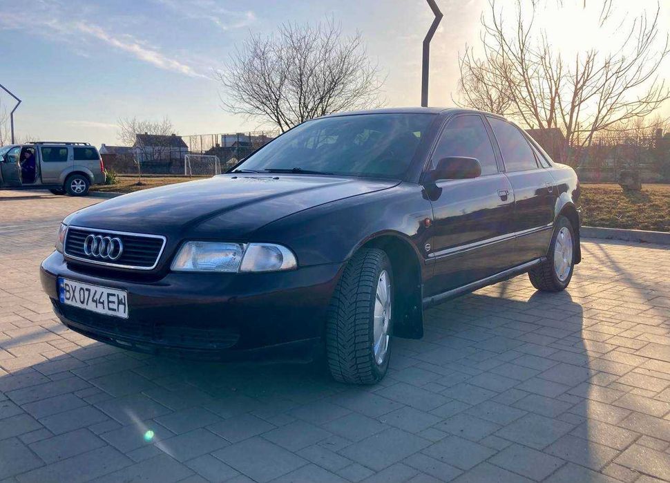 Продам автомобіль AUDI