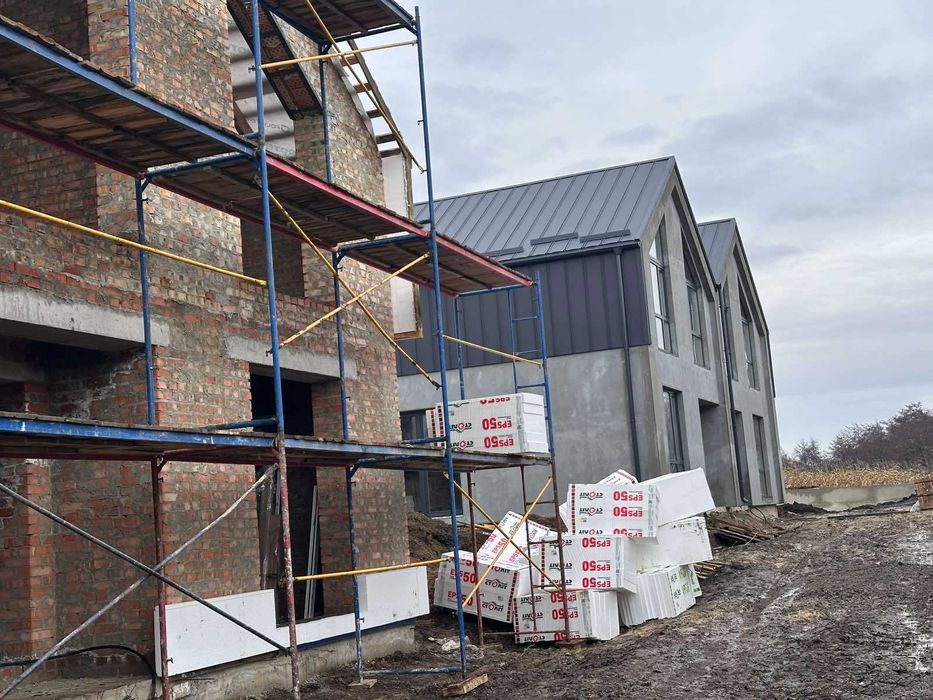 Продаж будинків (дуплексів) у селі Великі Гаї