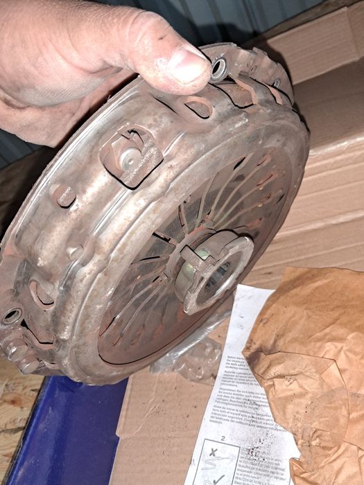 Щеплення на ПежоЕксперт 2.0НДІ