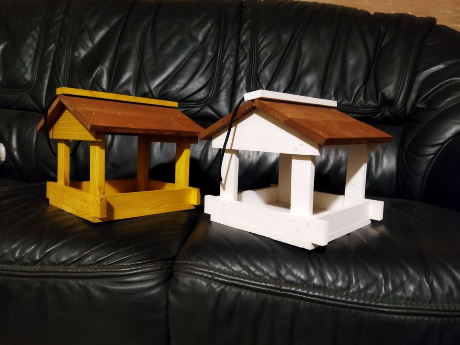 Годівничка для птахів