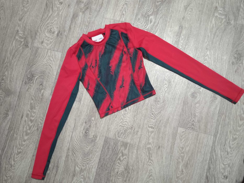 Женский спортивный топ Asos 4505 Размер: EU 34 (40)