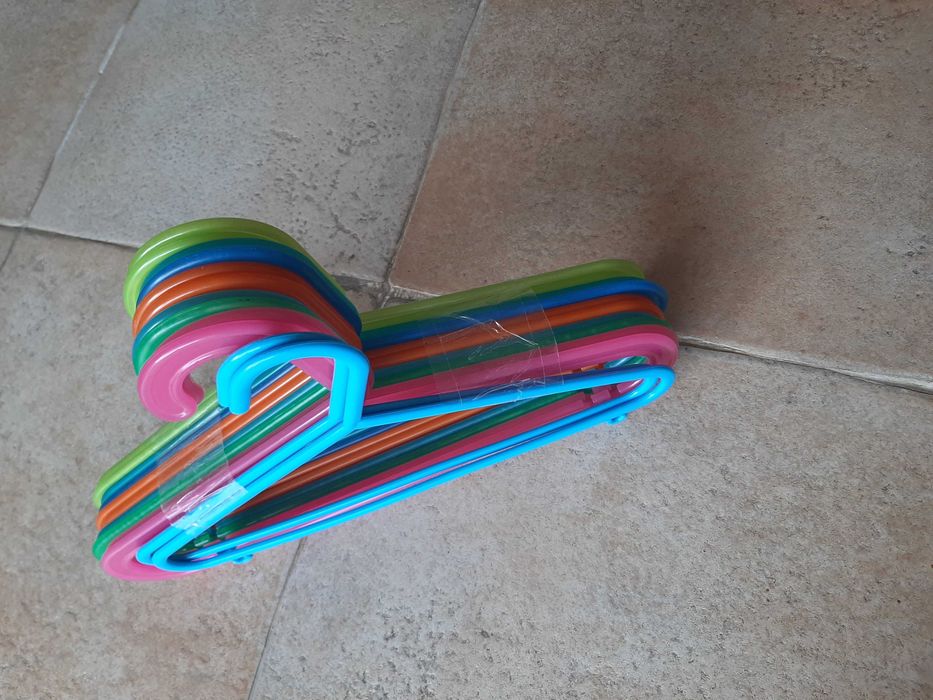 Cabides Roupa Criança (10+2 unid)