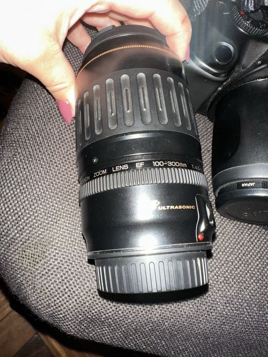 Camara Canon eos 700