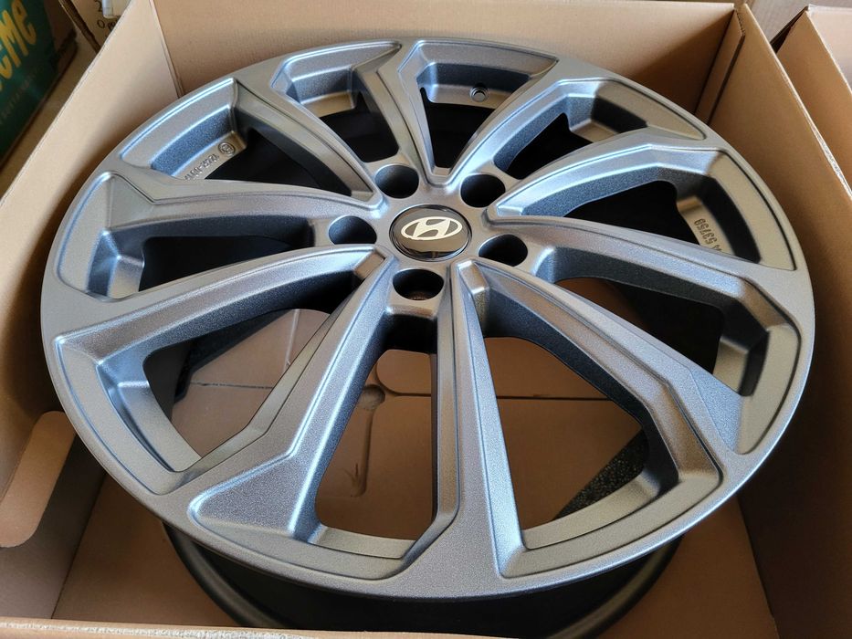 [619] 19 Cali 5x114,3 NOWE Felgi aluminiowe HYUNDAI Tucson Santa Fe