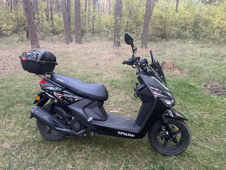 Продам скутер Spark sp150s-19bn