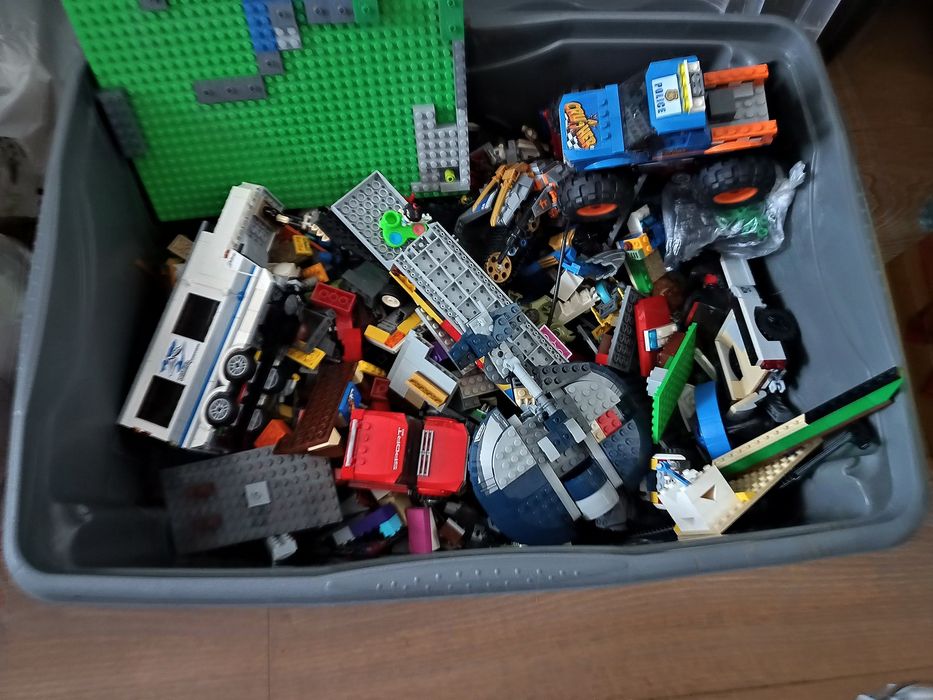 Kocki lego duży zestaw z instrukcjami