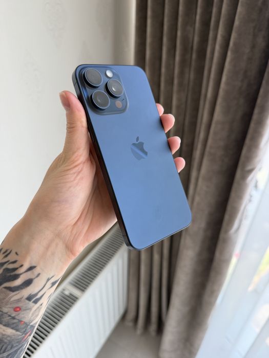 iPhone 15 pro max/ 512 GB