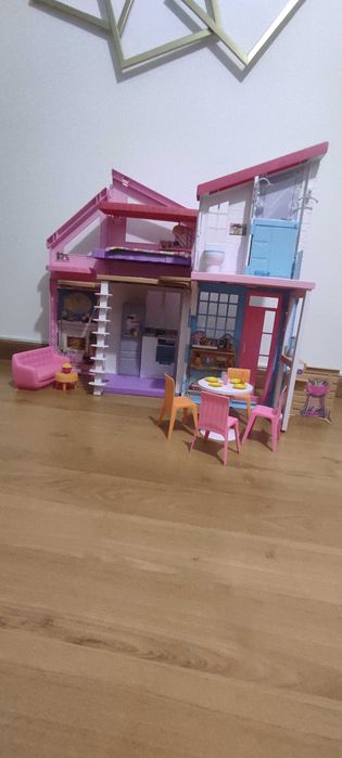 Casa Da Barbie - Brinquedos - Jogos - OLX Portugal