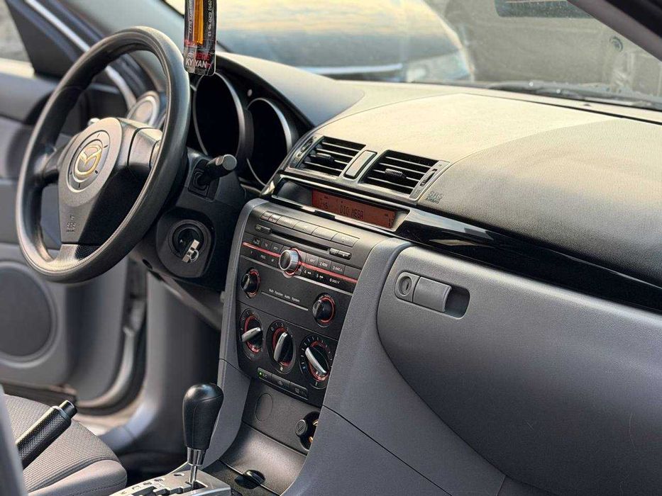 Mazda 3 автомат газ/бенз