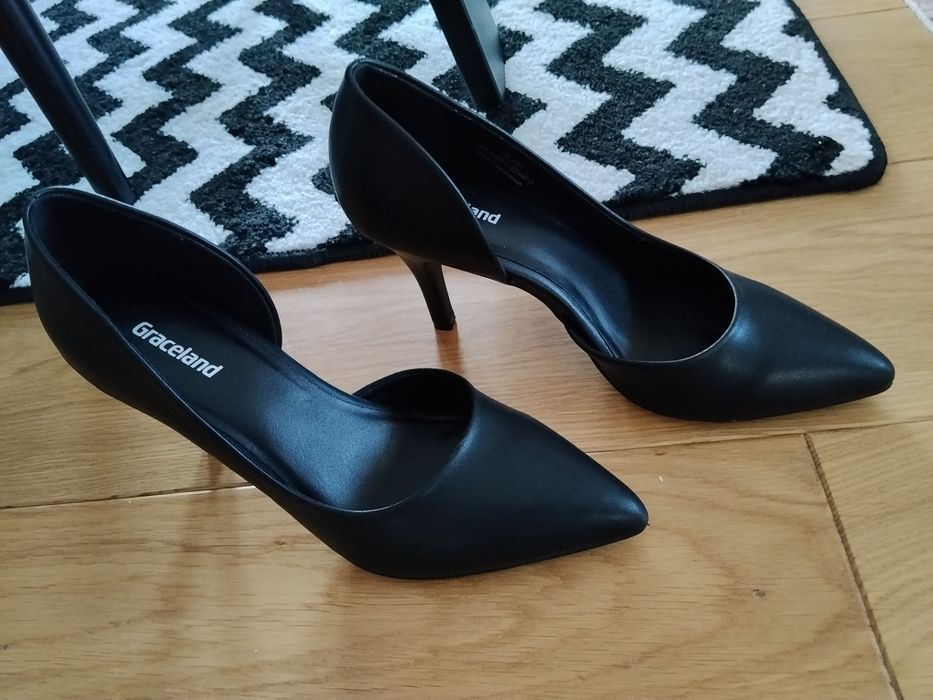 Nowe szpilki rozmiar 39