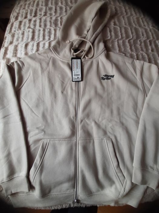 Светр спортивний на замочку