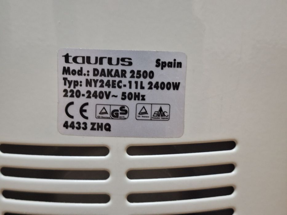 Vendo Aquecedor a Óleo Taurus Dakar 2500 de 11 elementos