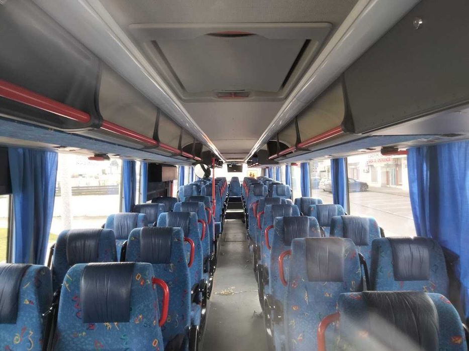 Autocarro 56 lugares