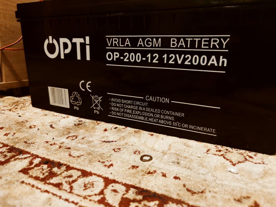 ТОП! Ноаий! AGM. Ціну знижено !Інвертор.! Аккумулятор AGM.200 А .VARTA